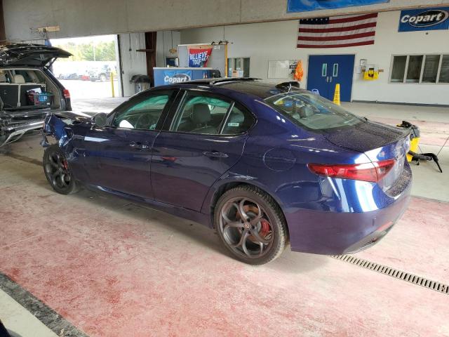 ZARFAEEN9H7542652 - 2017 ALFA ROMEO GIULIA TI Q4 BLUE photo 2