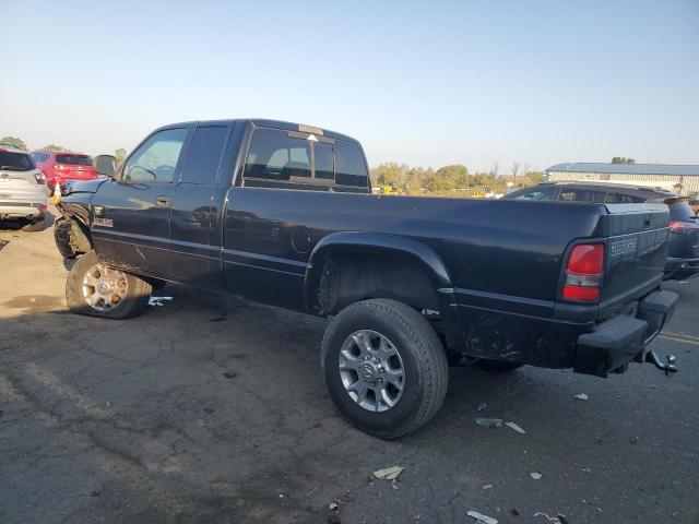 1B7KF2363YJ135563 - 2000 DODGE RAM 2500 BLACK photo 2