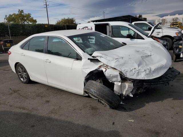 4T1BF1FK7FU996920 - 2015 TOYOTA CAMRY LE WHITE photo 4