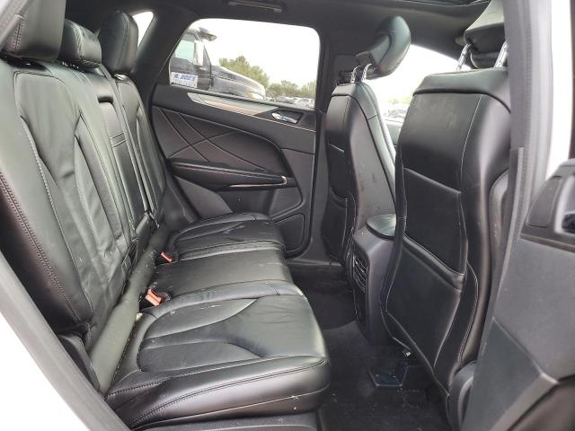 5LMCJ2D97HUL16989 - 2017 LINCOLN MKC SELECT Blanc photo 11