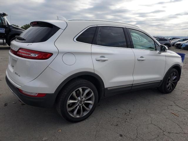 5LMCJ2D97HUL16989 - 2017 LINCOLN MKC SELECT Blanc photo 3