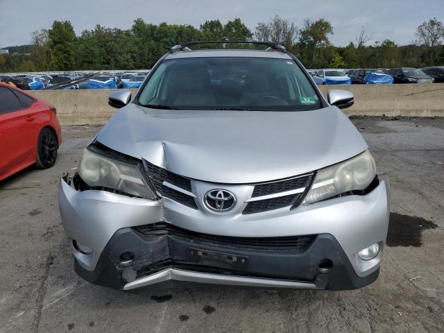 2T3RFREV2DW090784 - 2013 TOYOTA RAV4 XLE 银色 照片 5