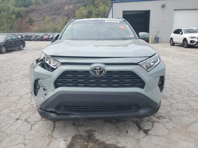 2T3P1RFV7MW231143 - 2021 TOYOTA RAV4 XLE Сұр фото 5
