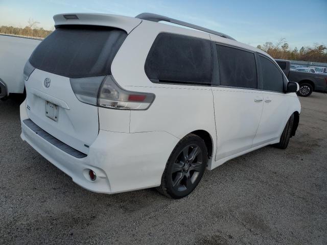 5TDXK3DC3GS711763 - 2016 TOYOTA SIENNA SE WHITE photo 3