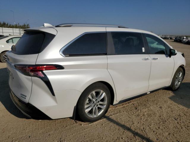 5TDGSKFC6RS125925 - 2024 TOYOTA SIENNA LE 白色 照片 3