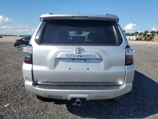 JTEEU5JRXP5283598 - 2023 TOYOTA 4RUNNER SR5 SILVER photo 6