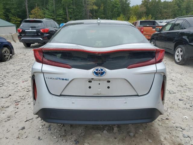 JTDKARFPXJ3093463 - 2018 TOYOTA PRIUS ვერცხლისფერი ფოტო 6