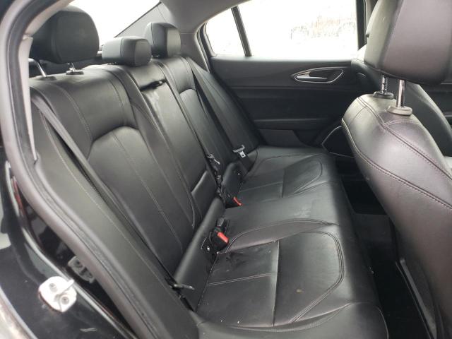 ZARFAEDNXJ7597585 - 2018 ALFA ROMEO GIULIA Q4 黑色 照片 10