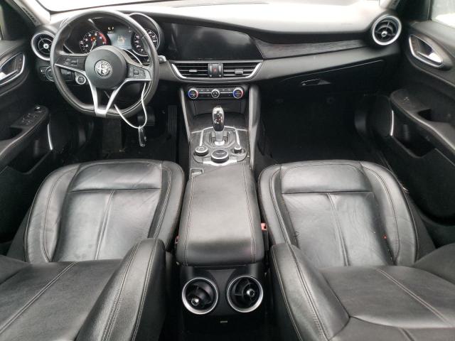 ZARFAEDNXJ7597585 - 2018 ALFA ROMEO GIULIA Q4 黑色 照片 8