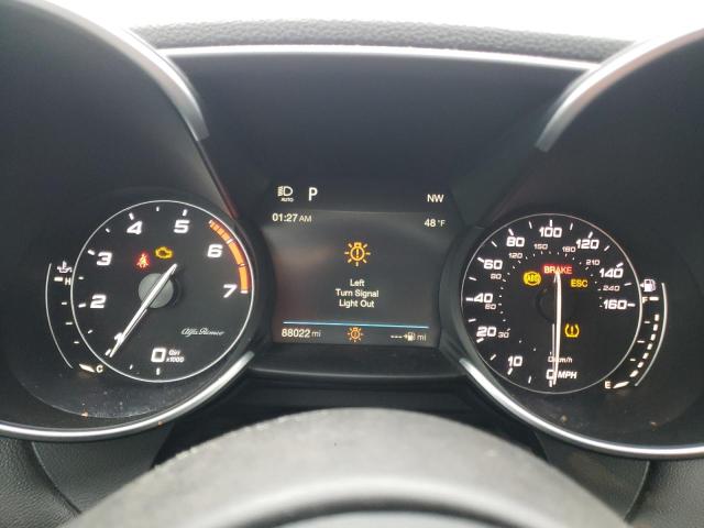 ZARFAEDNXJ7597585 - 2018 ALFA ROMEO GIULIA Q4 黑色 照片 9