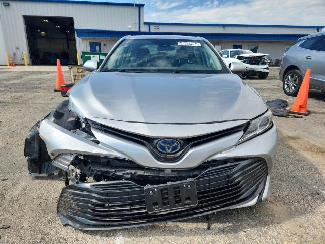 4T1C31AK5LU528734 - 2020 TOYOTA CAMRY LE SILVER photo 5