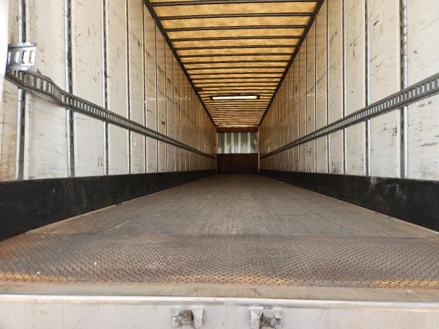 1UYVS2533HP858601 - 2017 UTILITY VS2DX WHITE photo 6