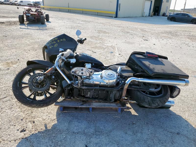 1HD1KHC17KB637832 - 2019 HARLEY-DAVIDSON FLTRX შავი ფოტო 3