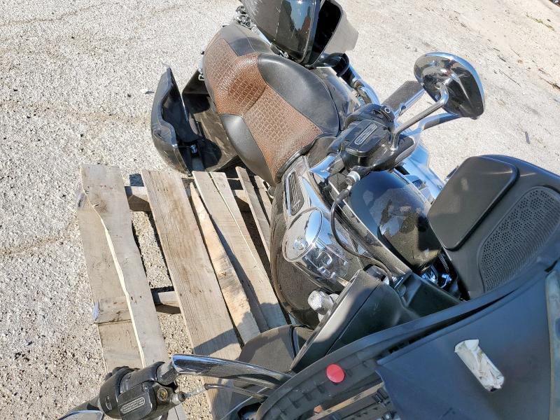 1HD1KHC17KB637832 - 2019 HARLEY-DAVIDSON FLTRX შავი ფოტო 5