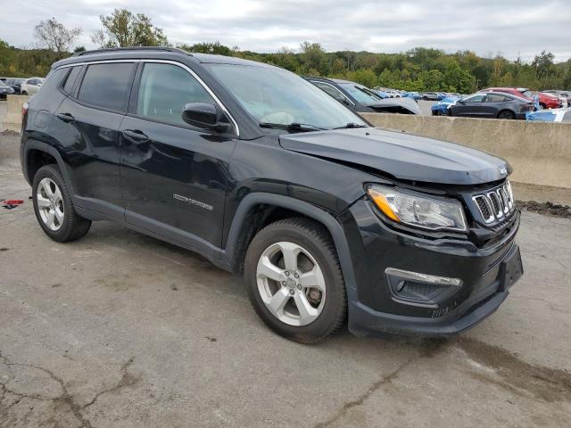 3C4NJDBB0LT229424 - 2020 JEEP COMPASS LATITUDE BLACK photo 4