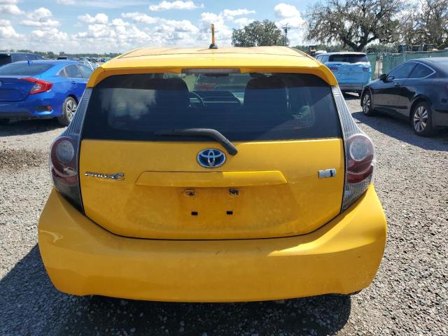 JTDKDTB35E1073341 - 2014 TOYOTA PRIUS C 黄色 照片 6