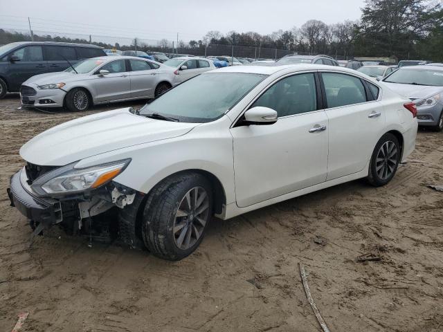 1N4AL3AP2HC161443 - 2017 NISSAN ALTIMA 2.5 WHITE photo 1