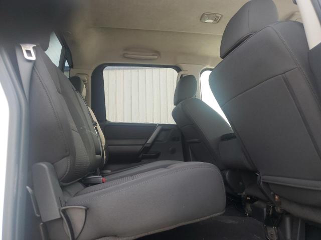1N6AA07C29N302355 - 2009 NISSAN TITAN XE WHITE photo 10