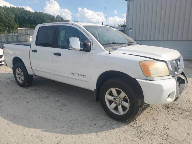 1N6AA07C29N302355 - 2009 NISSAN TITAN XE WHITE photo 4