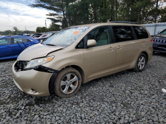 2011 TOYOTA SIENNA LE, 