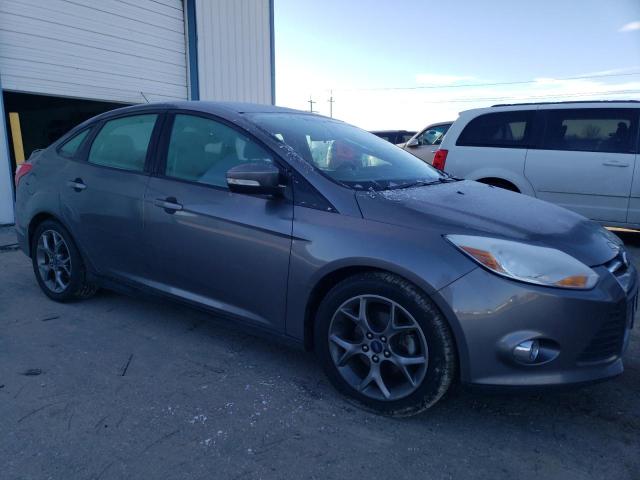 1FADP3F24EL259559 - 2014 FORD FOCUS SE GRAY photo 4