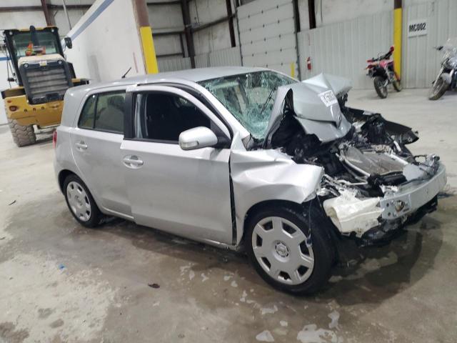 JTKKU4B42C1028233 - 2012 TOYOTA SCION XD SILVER photo 4