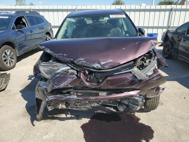 2T3BFREV4JW734752 - 2018 TOYOTA RAV4 LE იასამნისფერი ფოტო 5