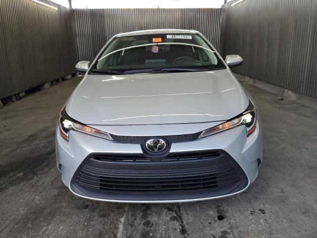 5YFB4MDEXRP088438 - 2024 TOYOTA COROLLA LE SILVER photo 5