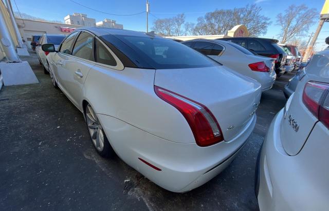 SAJWJ1CD7D8V49599 - 2013 JAGUAR XJ WHITE photo 3