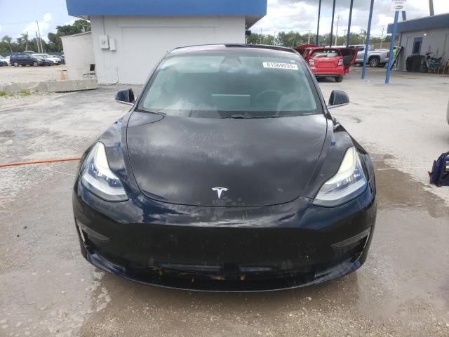5YJ3E1EB2JF093993 - 2018 TESLA MODEL 3 Siyah fotoğraf 5