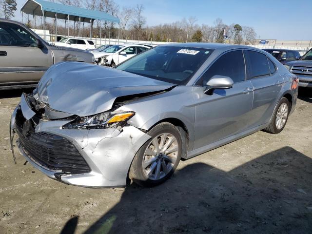 4T1B11HK1KU220692 - 2019 TOYOTA CAMRY L SILVER photo 1