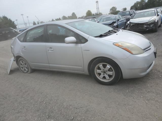 JTDKB20U677547356 - 2007 TOYOTA PRIUS 银色 照片 4