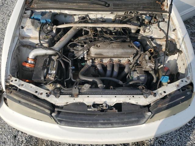 1HGCD5524TA077219 - 1996 HONDA ACCORD DX WHITE photo 11