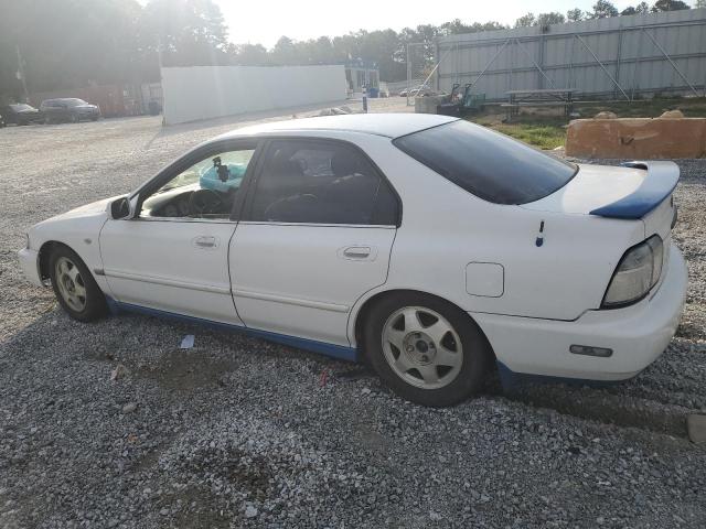 1HGCD5524TA077219 - 1996 HONDA ACCORD DX WHITE photo 2