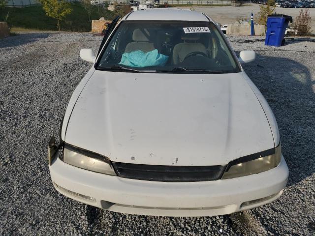 1HGCD5524TA077219 - 1996 HONDA ACCORD DX WHITE photo 5