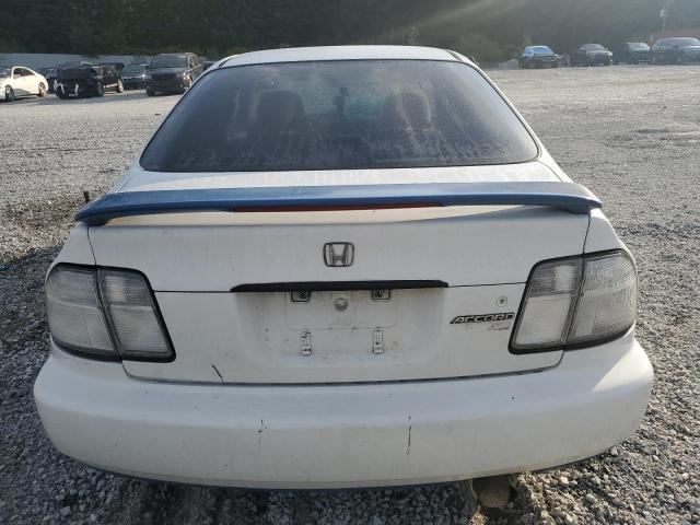 1HGCD5524TA077219 - 1996 HONDA ACCORD DX WHITE photo 6