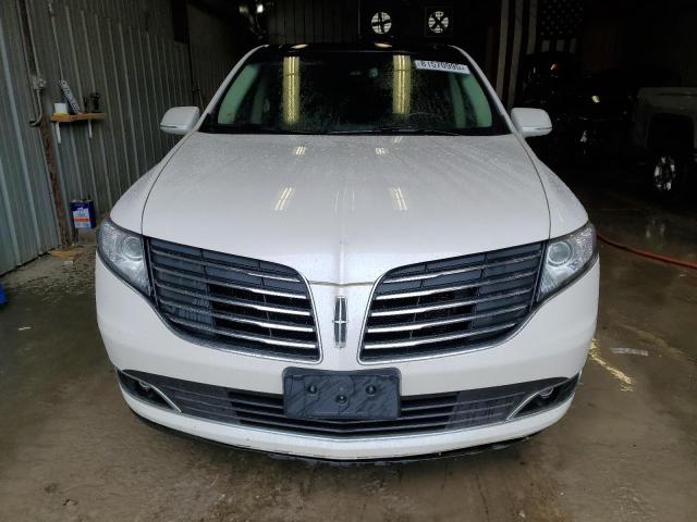 2LMHJ5AT2JBL02489 - 2018 LINCOLN MKT أبيض صورة 5