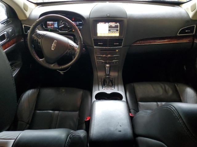 2LMHJ5AT2JBL02489 - 2018 LINCOLN MKT أبيض صورة 8