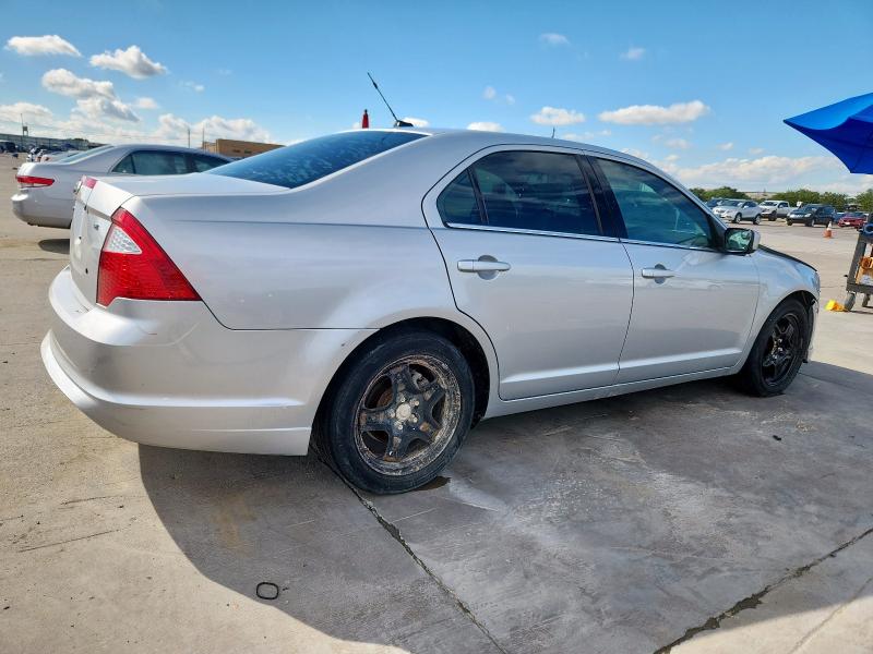3FAHP0HAXBR224834 - 2011 FORD FUSION SE SILVER photo 3