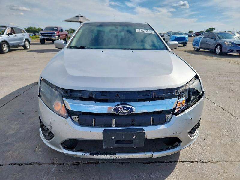 3FAHP0HAXBR224834 - 2011 FORD FUSION SE SILVER photo 5