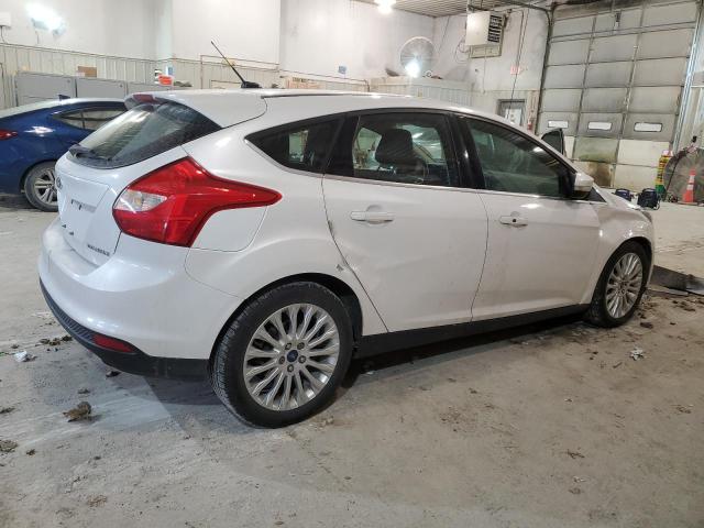 1FAHP3N23CL250304 - 2012 FORD FOCUS TITANIUM WHITE photo 3