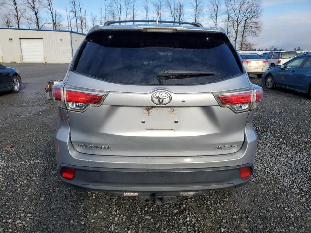 5TDJKRFH7GS279907 - 2016 TOYOTA HIGHLANDER XLE 银色 照片 6