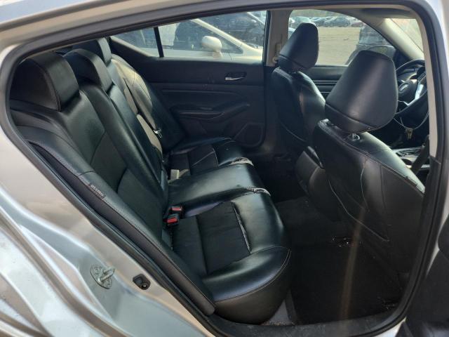 1N4BL4CVXKC185017 - 2019 NISSAN ALTIMA SR Silber Foto 10