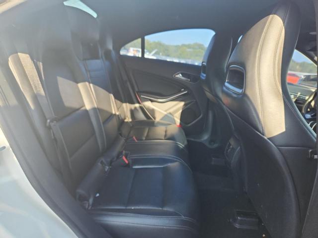 WDDSJ4GB9GN358169 - 2016 MERCEDES-BENZ CLA 250 4MATIC WHITE photo 10