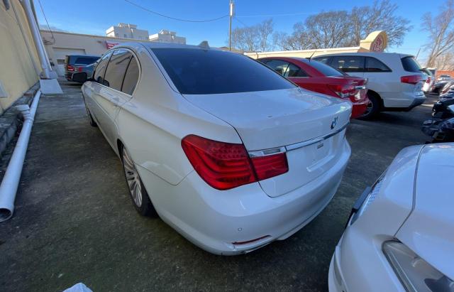 WBAKC8C5XCC434836 - 2012 BMW 750 LXI WHITE photo 3