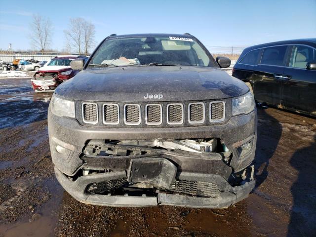 3C4NJDBBXKT645933 - 2019 JEEP COMPASS LATITUDE GRAY photo 5