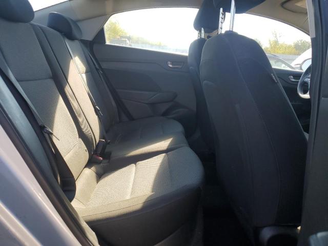 3KPC24A3XKE065228 - 2019 HYUNDAI ACCENT SE Grau Foto 10