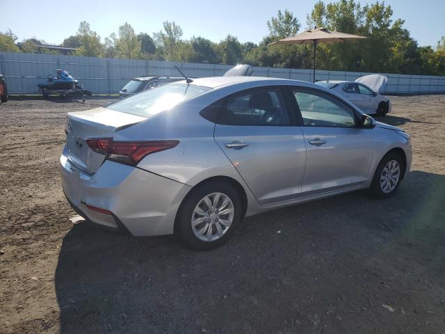 3KPC24A3XKE065228 - 2019 HYUNDAI ACCENT SE Grau Foto 3