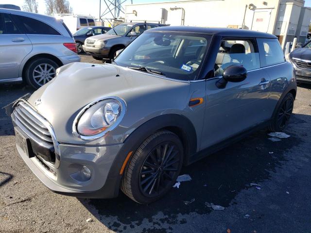 WMWXP5C30H2D16706 - 2017 MINI COOPER GRAY photo 1