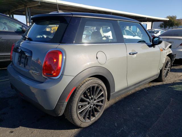 WMWXP5C30H2D16706 - 2017 MINI COOPER GRAY photo 3